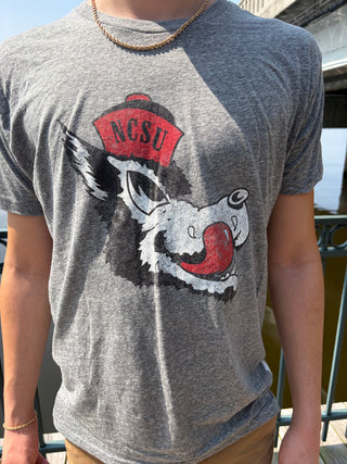 Retrobrand Vintage Slobbering Wolf