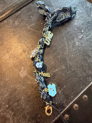 UNC Scarf Charm Bracelet- Canvas Style